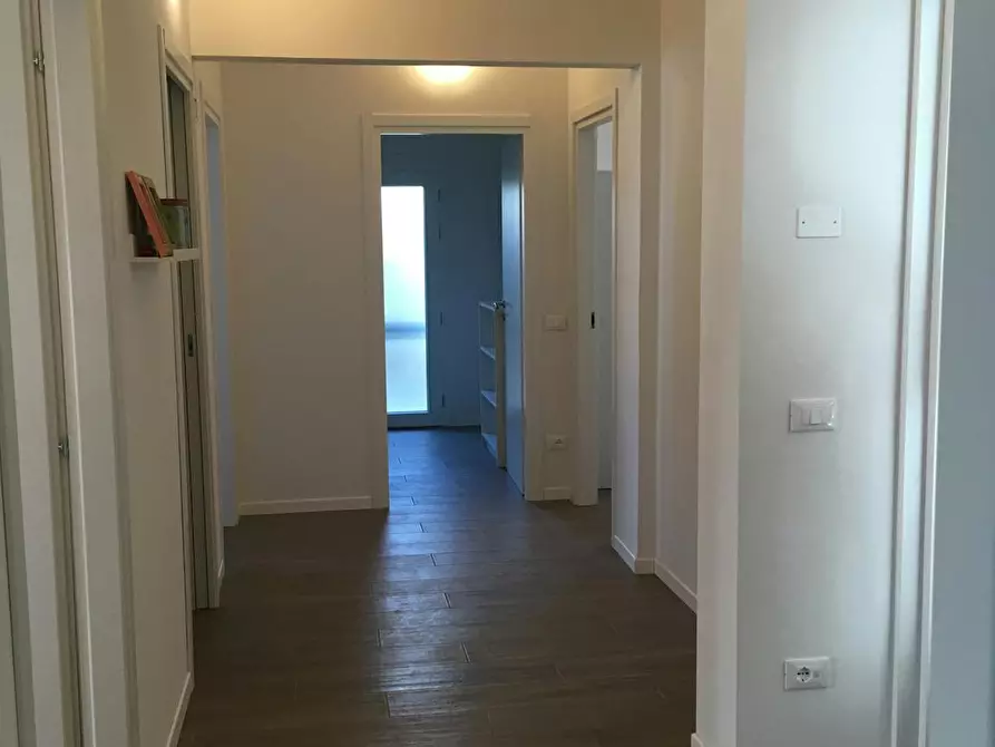 Immagine 4 di Camera condivisa in affitto  in Via Federico Confalonieri a Padova