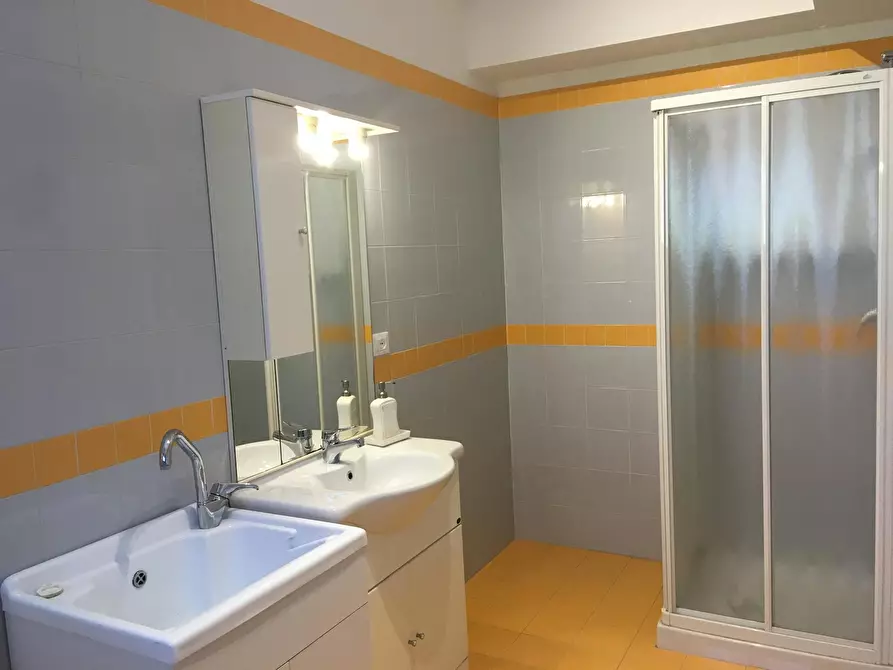 Immagine 10 di Camera condivisa in affitto  in Via Federico Confalonieri a Padova