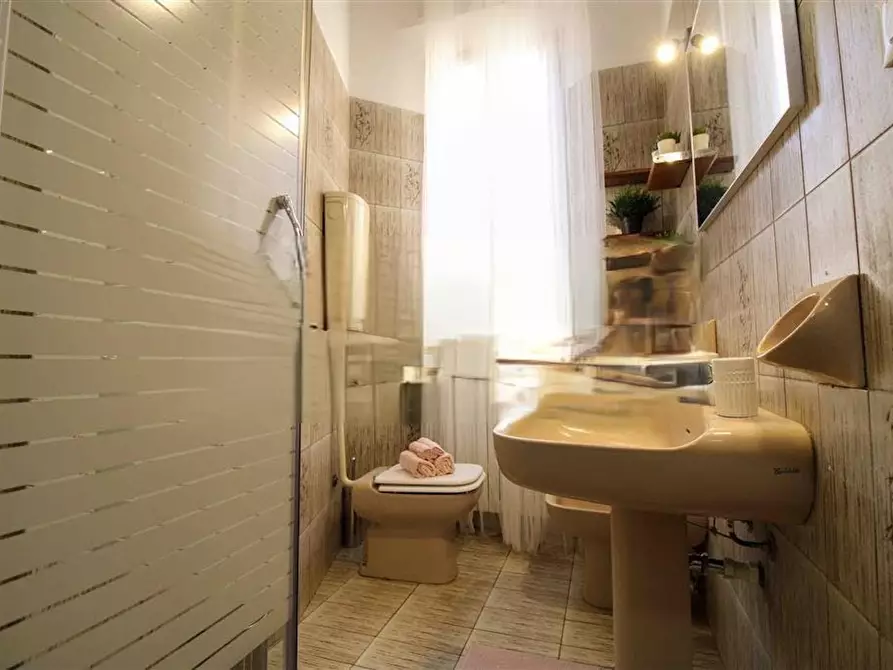 Immagine 5 di Camera in affitto  in Via Pelagio Palagi a Bologna