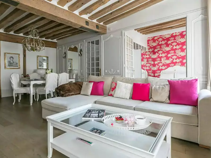 Immagine 1 di Appartamento in affitto  in Rue Greneta a Paris