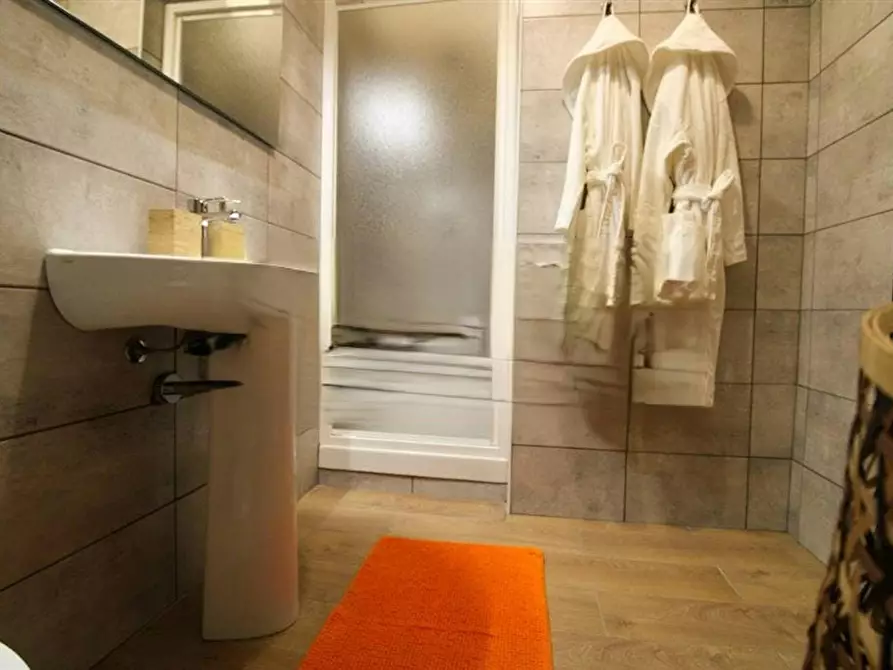 Immagine 9 di Camera in affitto  in Via Laura Bassi Veratti a Bologna