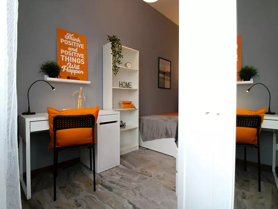 Immagine 2 di Camera in affitto  in Via Laura Bassi Veratti a Bologna