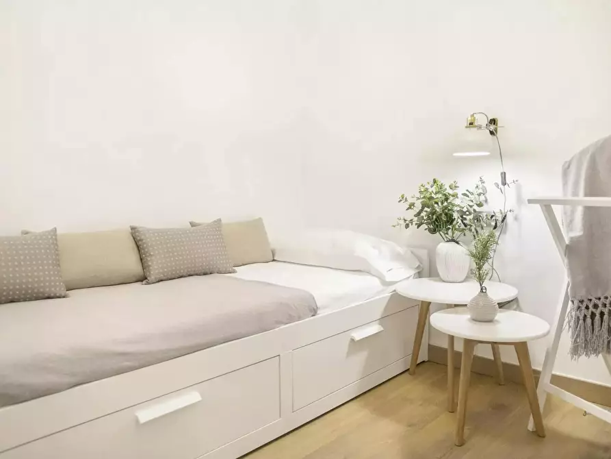 Immagine 9 di Appartamento in affitto  in Carrer del Consell de Cent a Barcelona