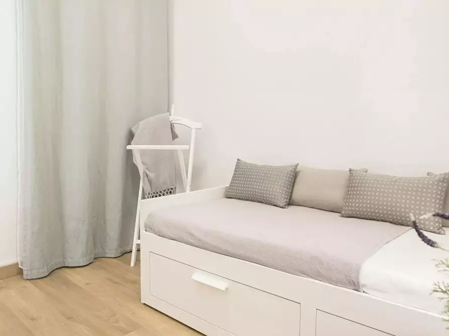 Immagine 10 di Appartamento in affitto  in Carrer del Consell de Cent a Barcelona