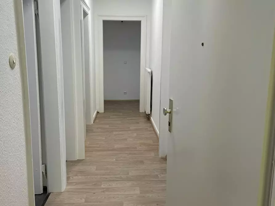 Immagine 10 di Camera in affitto  in Duisburger Straße a Stuttgart Bad Cannstatt