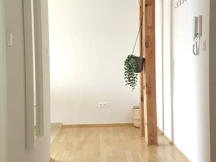 Immagine 9 di Appartamento in affitto  in Helmholtzstraße a Berlin