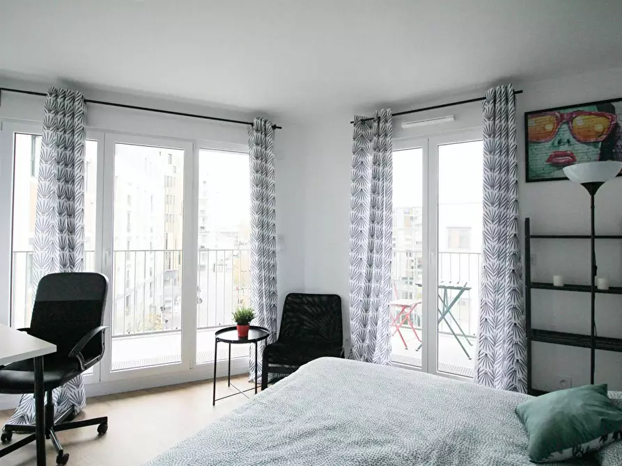 Immagine 1 di Camera in affitto  in Rue Mozart a Clichy
