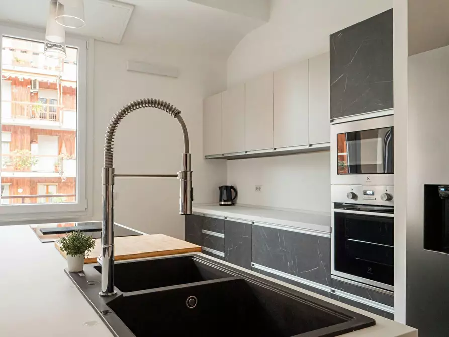 Immagine 4 di Appartamento in affitto  in Via Emilio Morosini a Milano