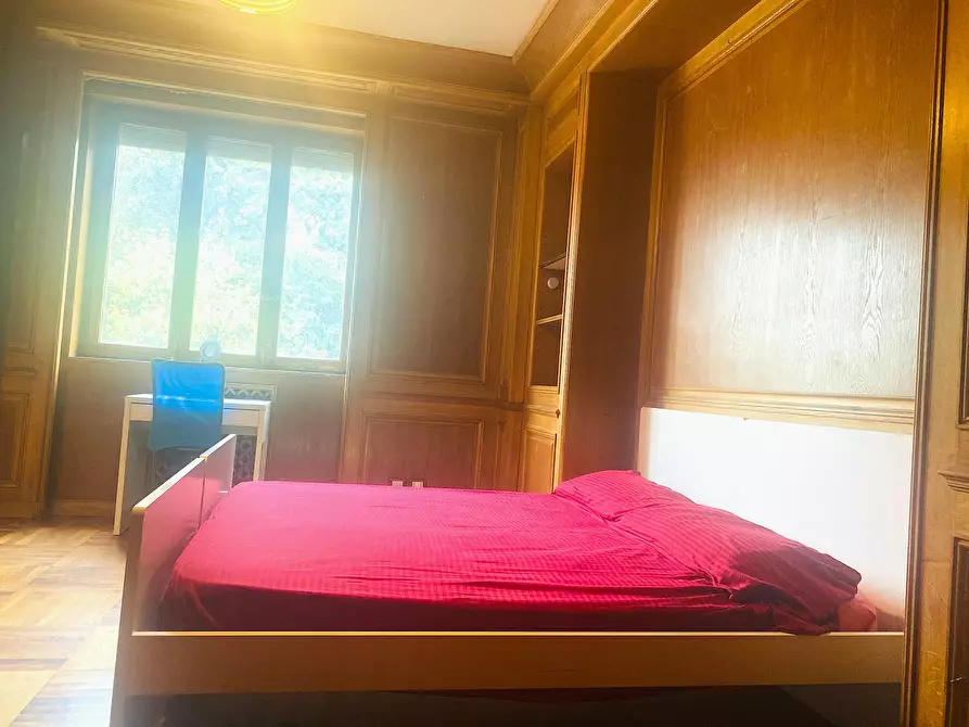 Immagine 9 di Camera in affitto  in Via Giovanni Segantini a Milano