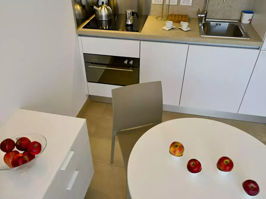 Immagine 9 di Appartamento in affitto  in Galleria del Toro a Bologna