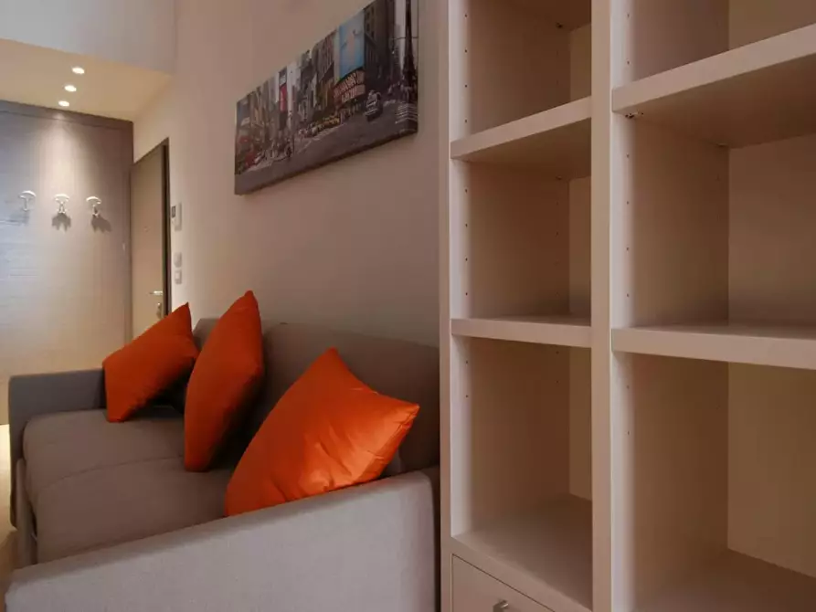 Immagine 5 di Appartamento in affitto  in Via Francesco Rizzoli a Bologna