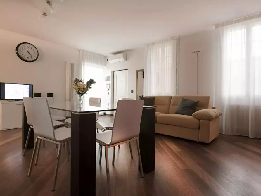 Immagine 4 di Appartamento in affitto  in Via delle Moline a Bologna