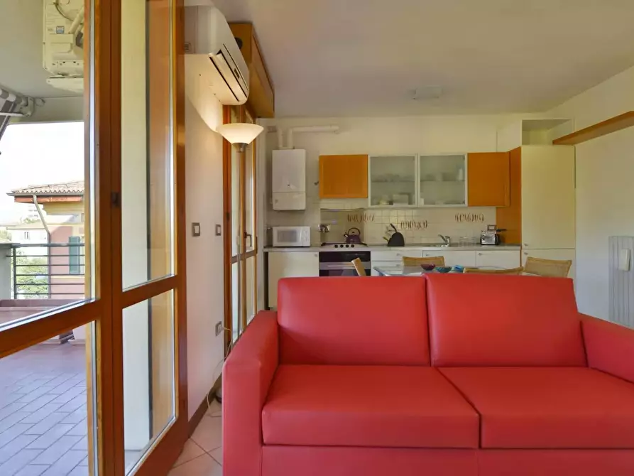 Immagine 8 di Appartamento in affitto  in Via Emilia Levante a Bologna