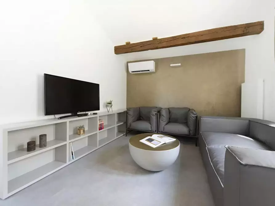 Immagine 2 di Appartamento in affitto  in Via dell'Indipendenza a Bologna