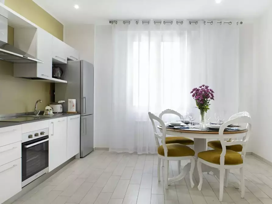 Immagine 2 di Appartamento in affitto  in Via Cairoli a Bologna