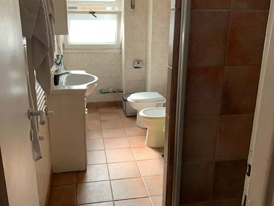 Immagine 7 di Camera in affitto  in Via Francesco Grimaldi a Roma