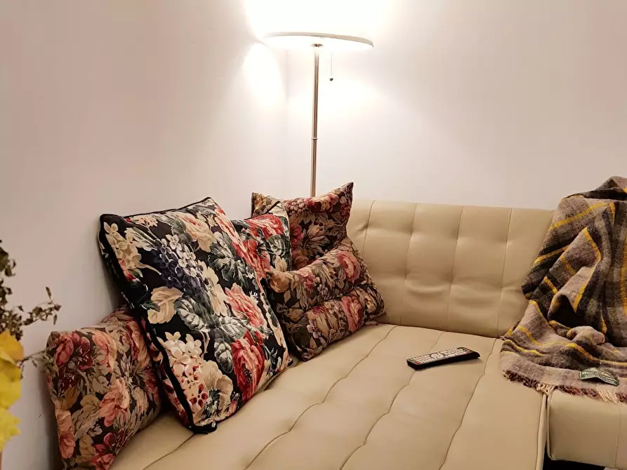 Immagine 6 di Appartamento in affitto  in Calle de Ave María a Madrid