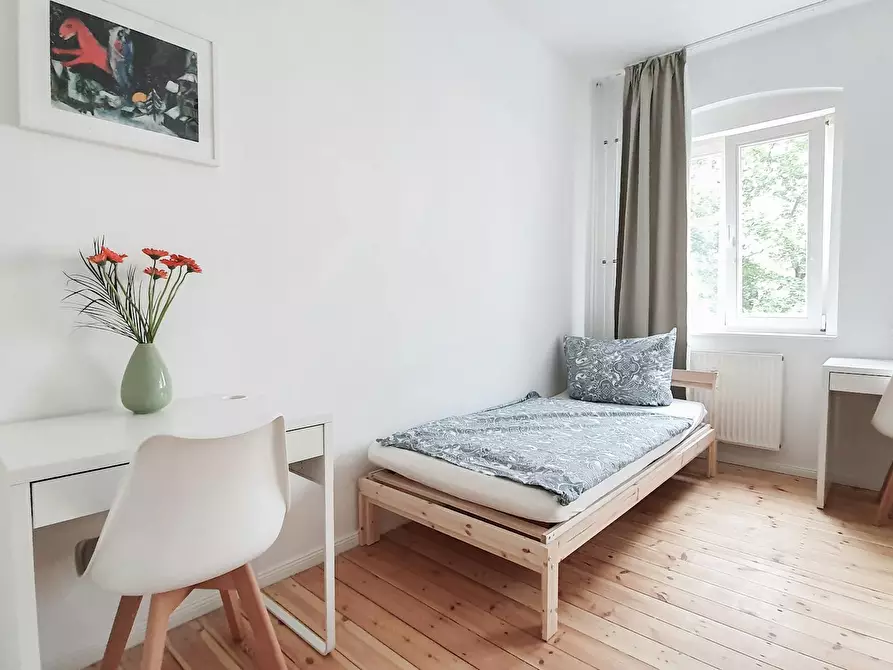 Immagine 2 di Camera condivisa in affitto  in Lindenhoekweg a Berlin