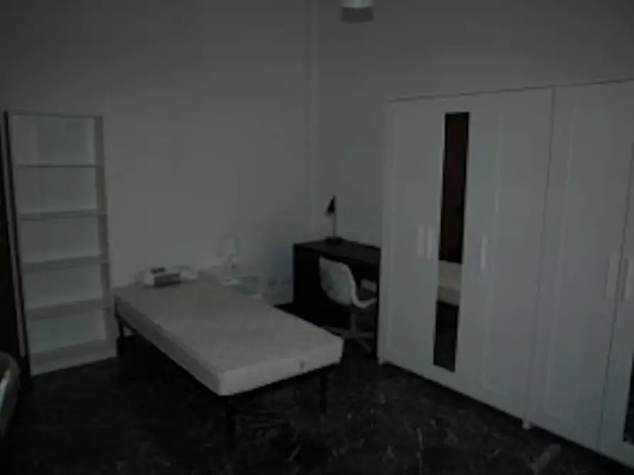 Immagine 8 di Camera condivisa in affitto  in Via Savena Antico a Bologna