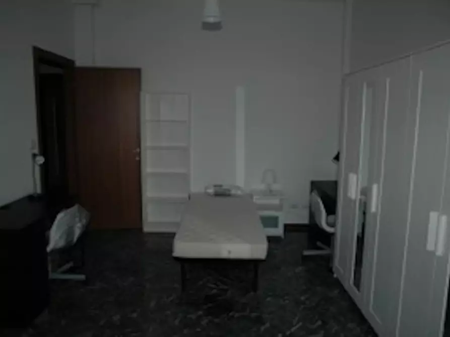Immagine 7 di Camera condivisa in affitto  in Via Savena Antico a Bologna