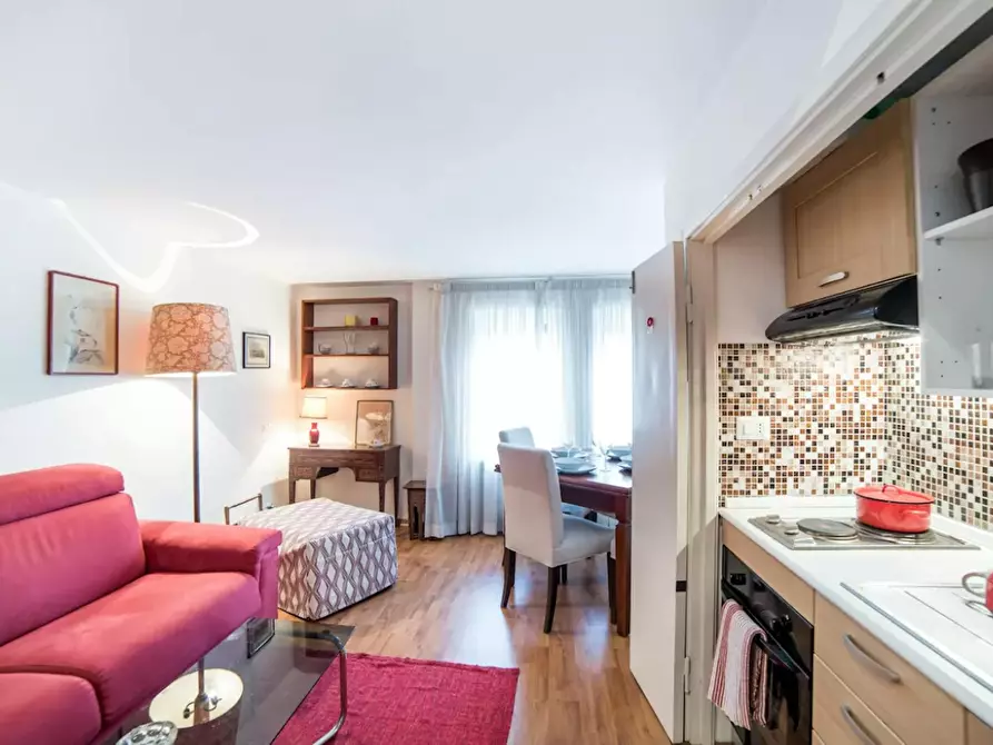 Immagine 6 di Appartamento in affitto  in Via Archimede a Roma