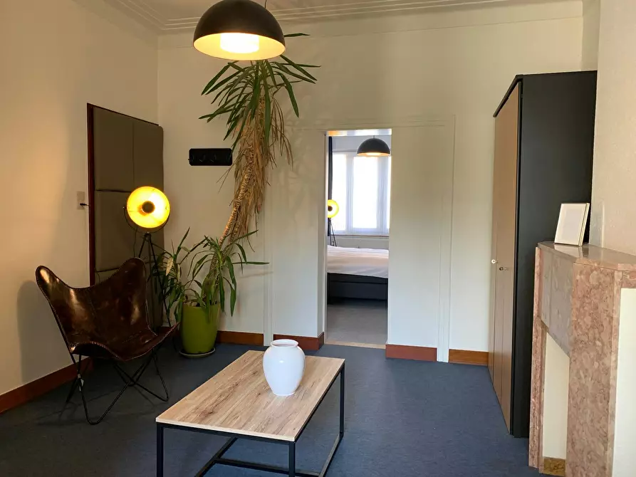 Immagine 1 di Appartamento in affitto  in Vrijwilligerslaan a Etterbeek