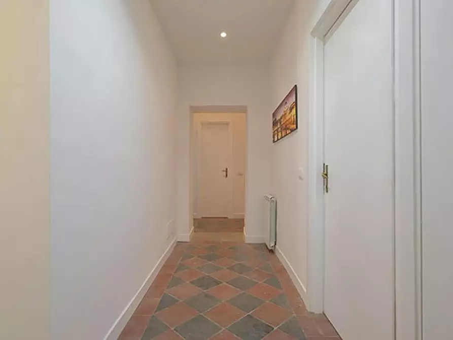 Immagine 9 di Camera in affitto  in Viale Regina Margherita a Roma