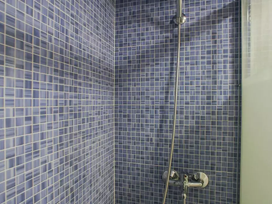 Immagine 5 di Camera in affitto  in Calle Lorenzo Palmireno a Valencia