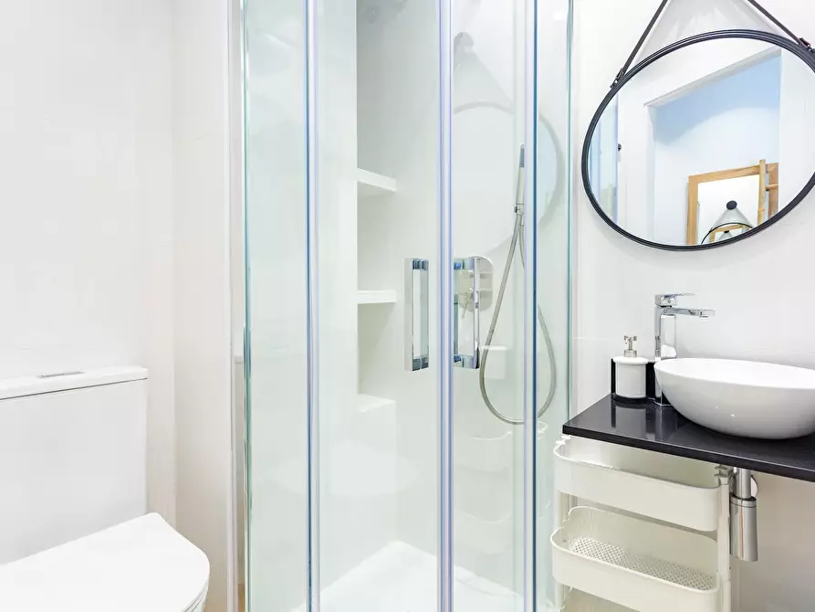 Immagine 3 di Camera in affitto  in Carrer de l'Om a Valencia