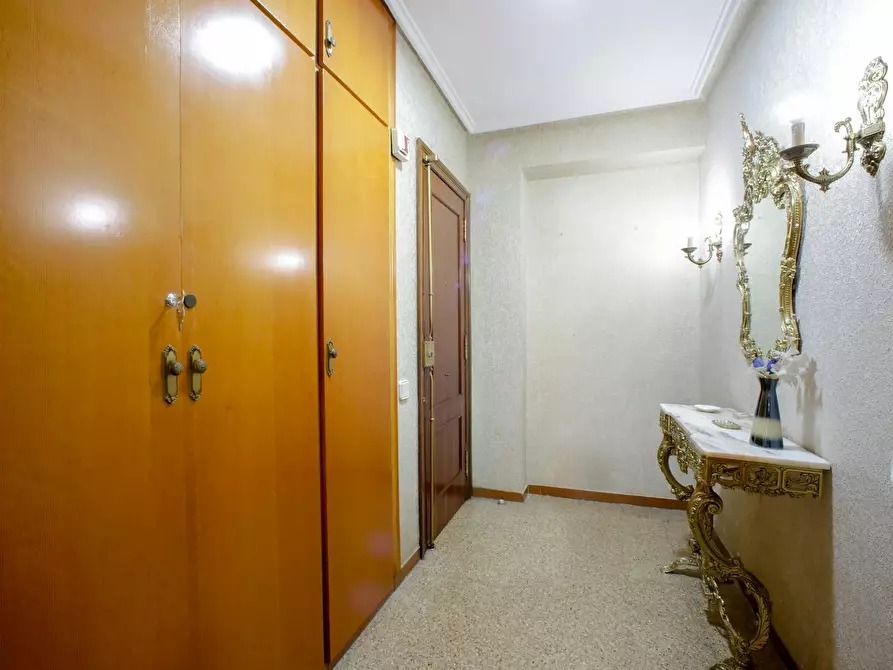 Immagine 5 di Camera in affitto  in Calle Campoamor a Valencia