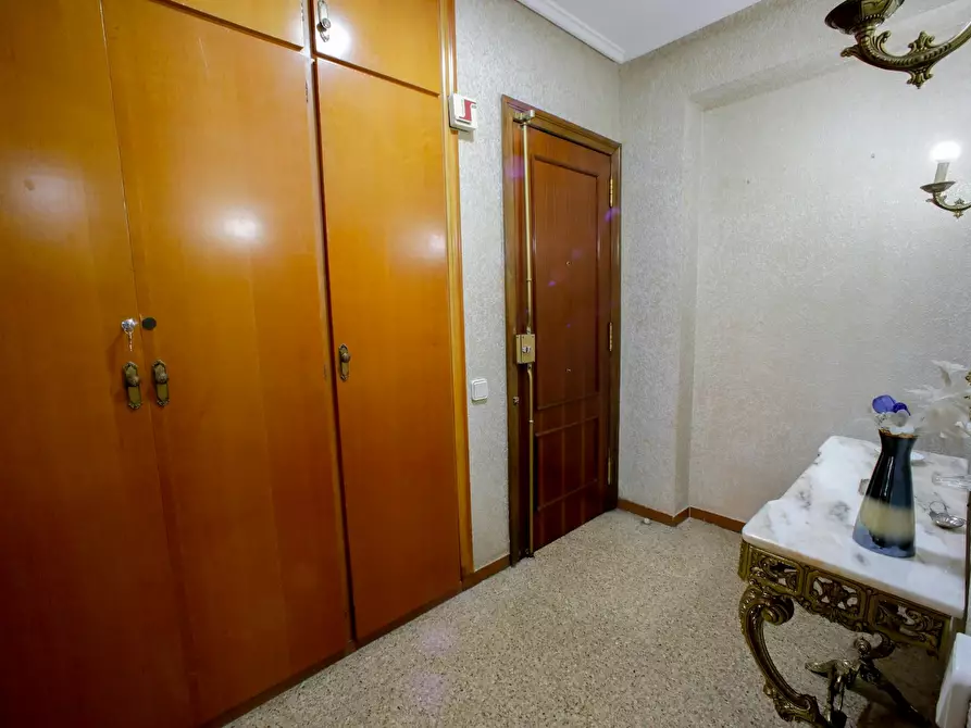 Immagine 8 di Camera in affitto  in Calle Campoamor a Valencia