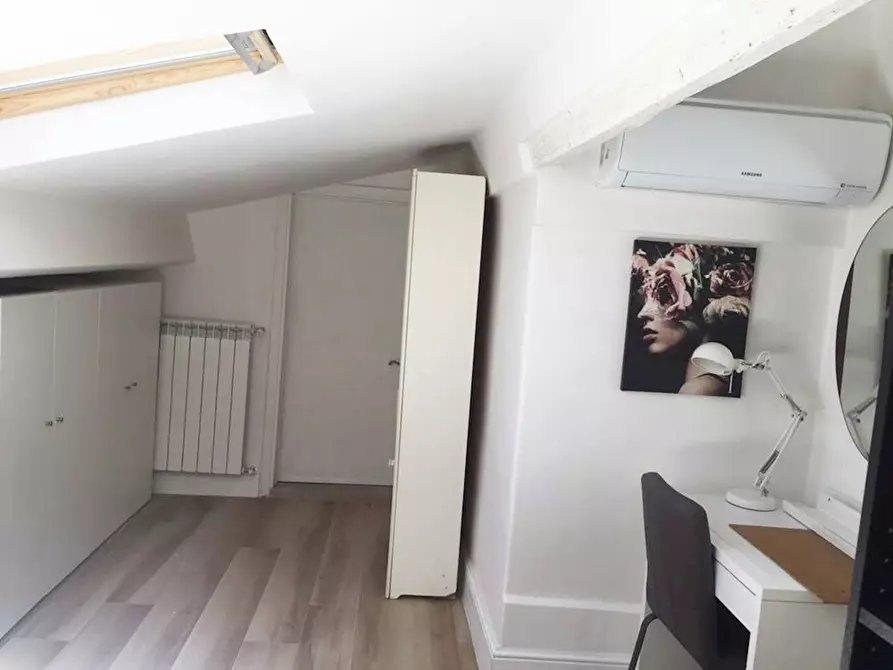 Immagine 4 di Camera in affitto  in Via Camillo Benso di Cavour a Firenze