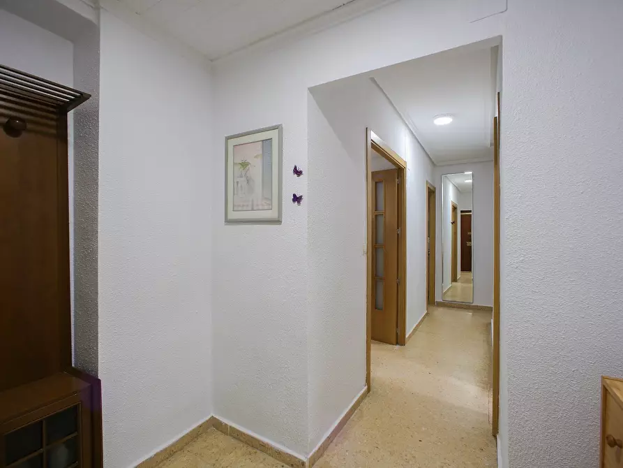 Immagine 10 di Camera in affitto  in Plaza Honduras a Valencia