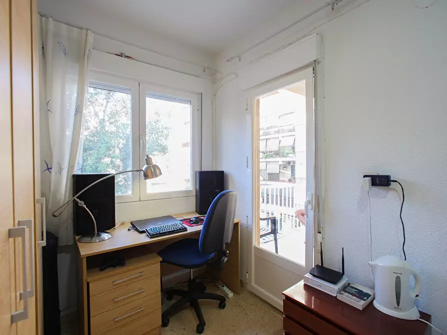 Immagine 4 di Camera in affitto  in Plaza Honduras a Valencia