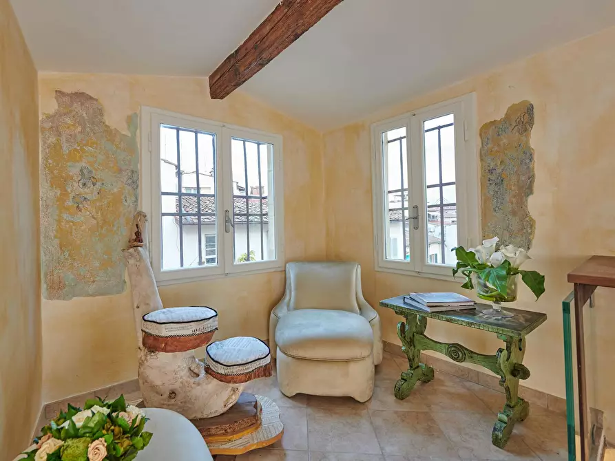 Immagine 2 di Appartamento in affitto  in Via dei Leoni a Firenze