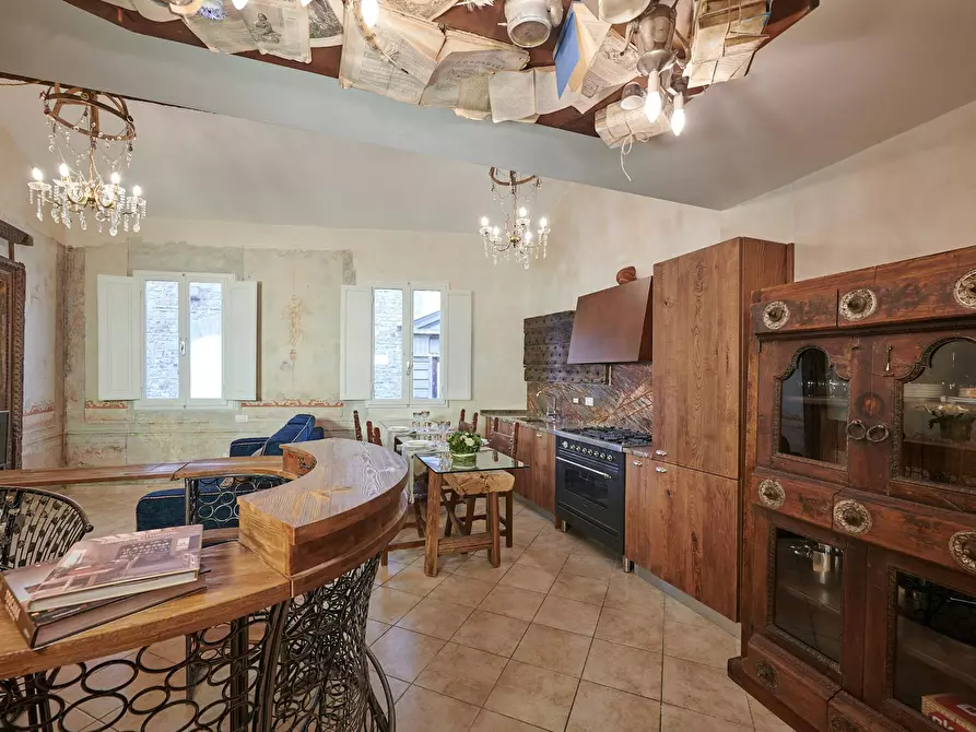 Immagine 1 di Appartamento in affitto  in Via dei Leoni a Firenze