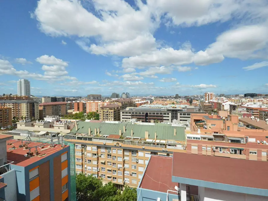 Immagine 1 di Appartamento in affitto  in Carrer del Pintor Maella a Valencia