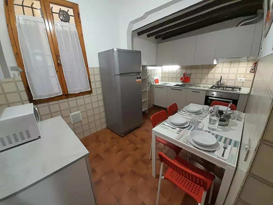 Immagine 9 di Camera in affitto  in Via dei Pandolfini a Firenze