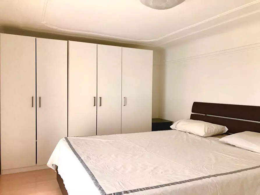 Immagine 4 di Appartamento in affitto  in Viale Emilio Caldara a Milano