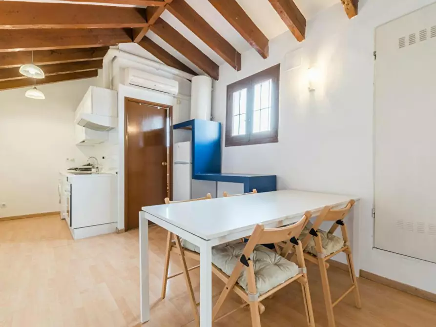 Immagine 7 di Camera in affitto  in Calle de las Fuentes a Madrid