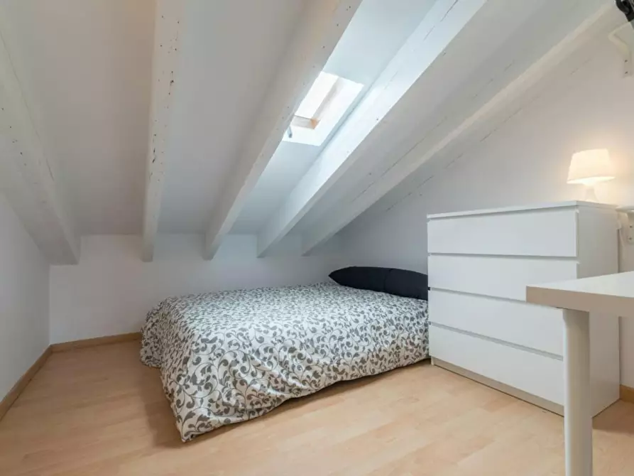 Immagine 2 di Camera in affitto  in Calle de las Fuentes a Madrid