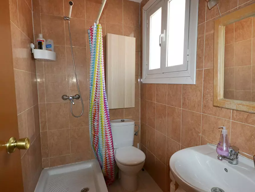 Immagine 9 di Camera in affitto  in Calle de las Fuentes a Madrid