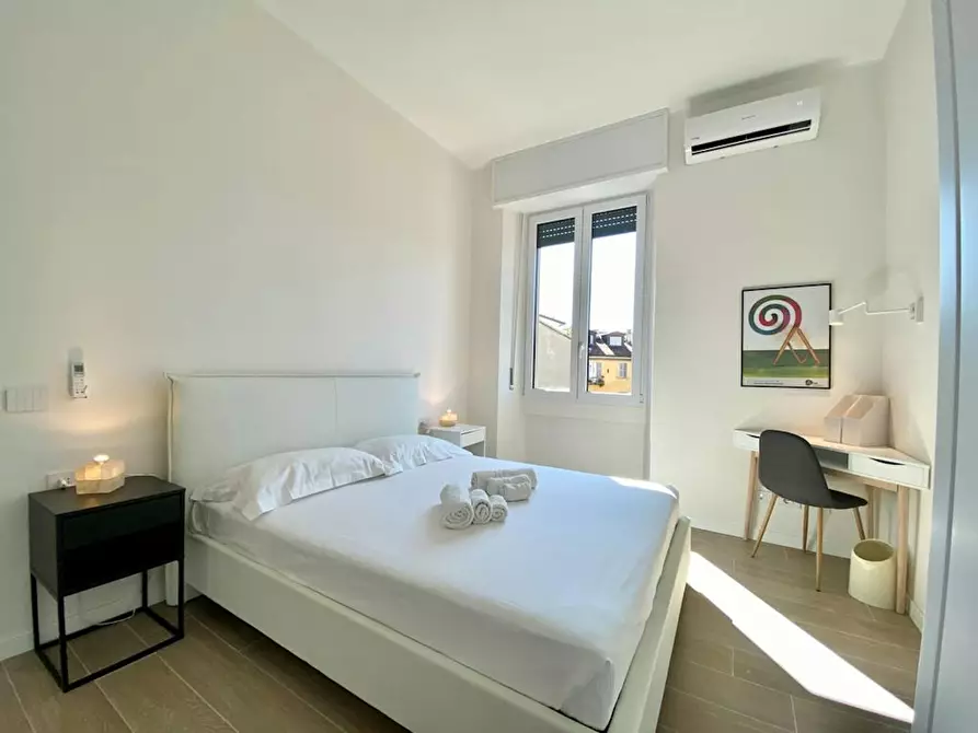 Immagine 2 di Appartamento in affitto  in Viale Regina Margherita a Milano