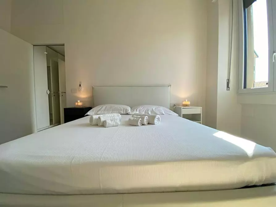Immagine 1 di Appartamento in affitto  in Viale Regina Margherita a Milano