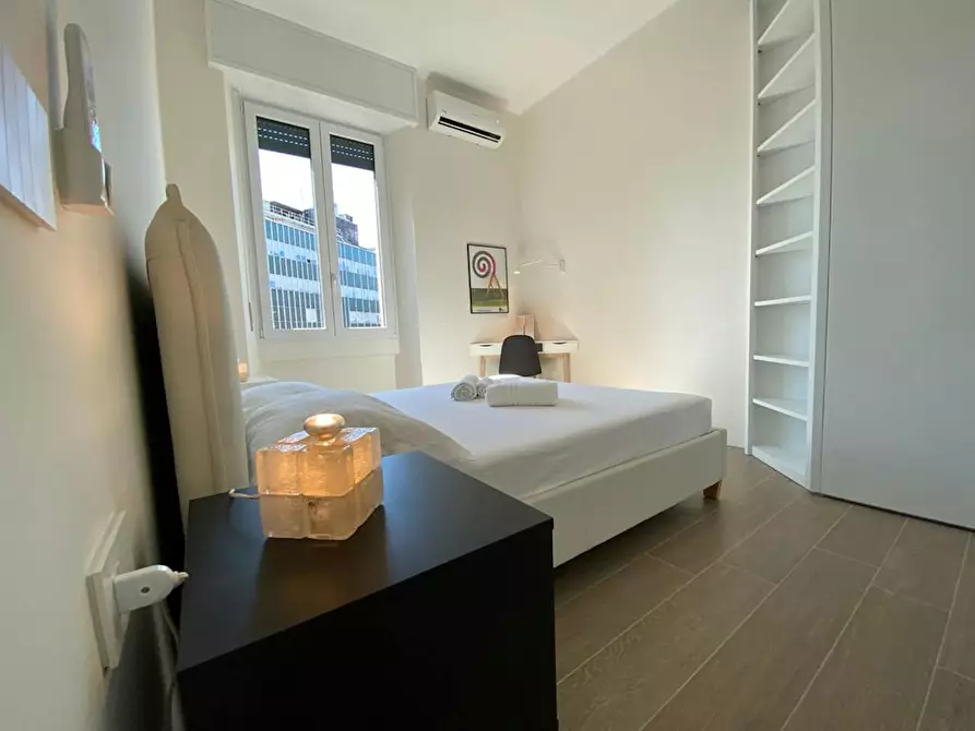 Immagine 5 di Appartamento in affitto  in Viale Regina Margherita a Milano