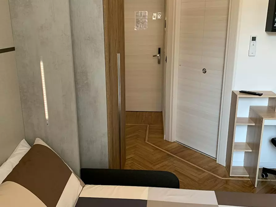 Immagine 4 di Camera in affitto  in Via Pier Dionigi Pinelli a Torino