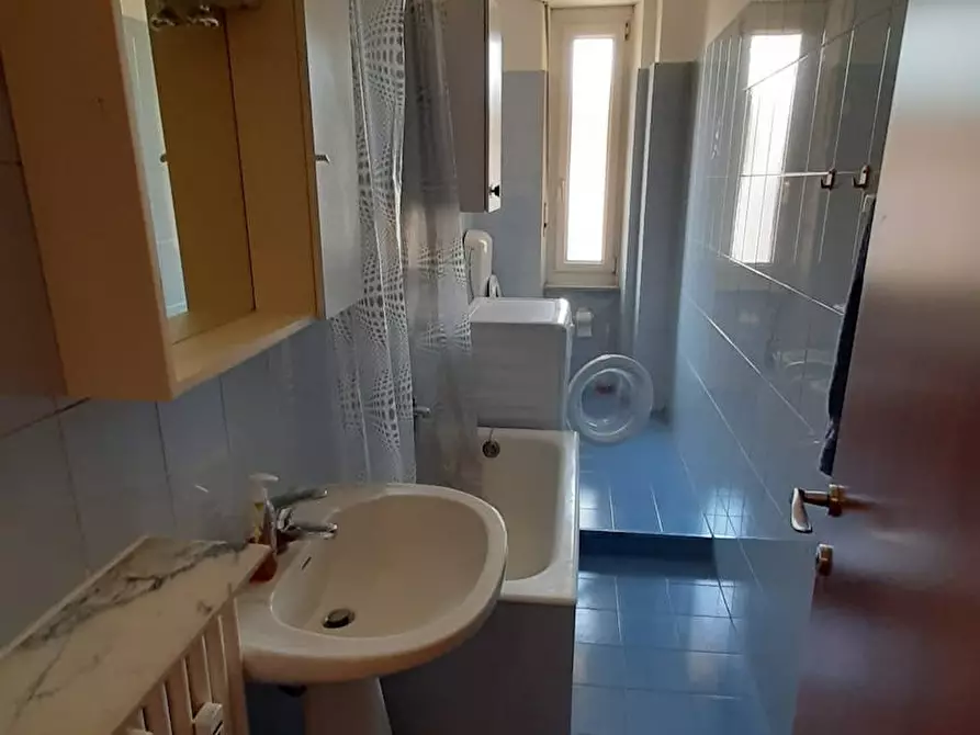 Immagine 10 di Appartamento in affitto  in Via Trinità a Torino