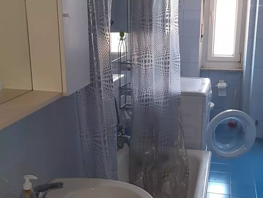 Immagine 8 di Appartamento in affitto  in Via Trinità a Torino