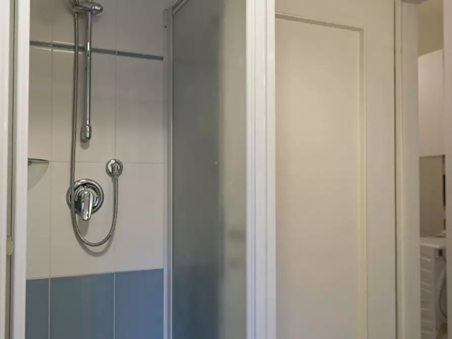 Immagine 7 di Camera in affitto  in Viale Campania a Milano