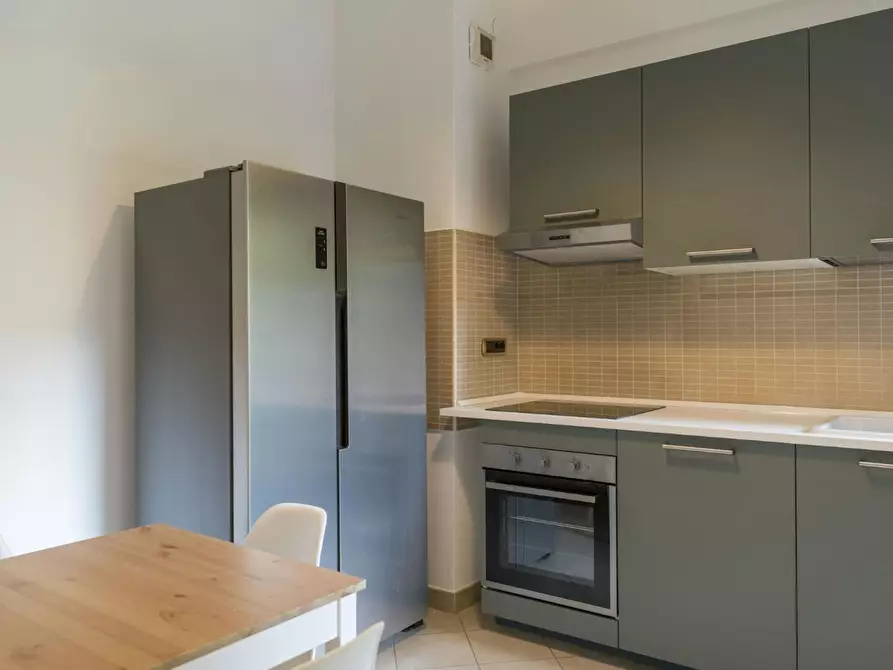 Immagine 10 di Camera in affitto  in Viale Campania a Milano